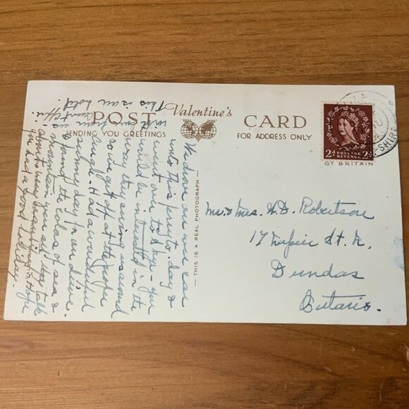 VINTAGE POSTCARD KYLE OF LOCHALSH, NEW FERRY BOAT "PORTREE" - Picture 2 of 2